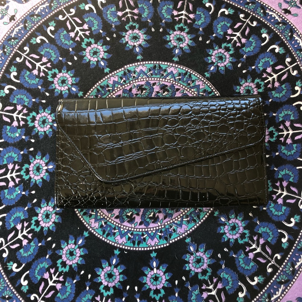Clutch with Optional Strap
